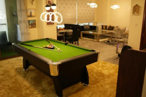Yellow Parrot Hostel JBR